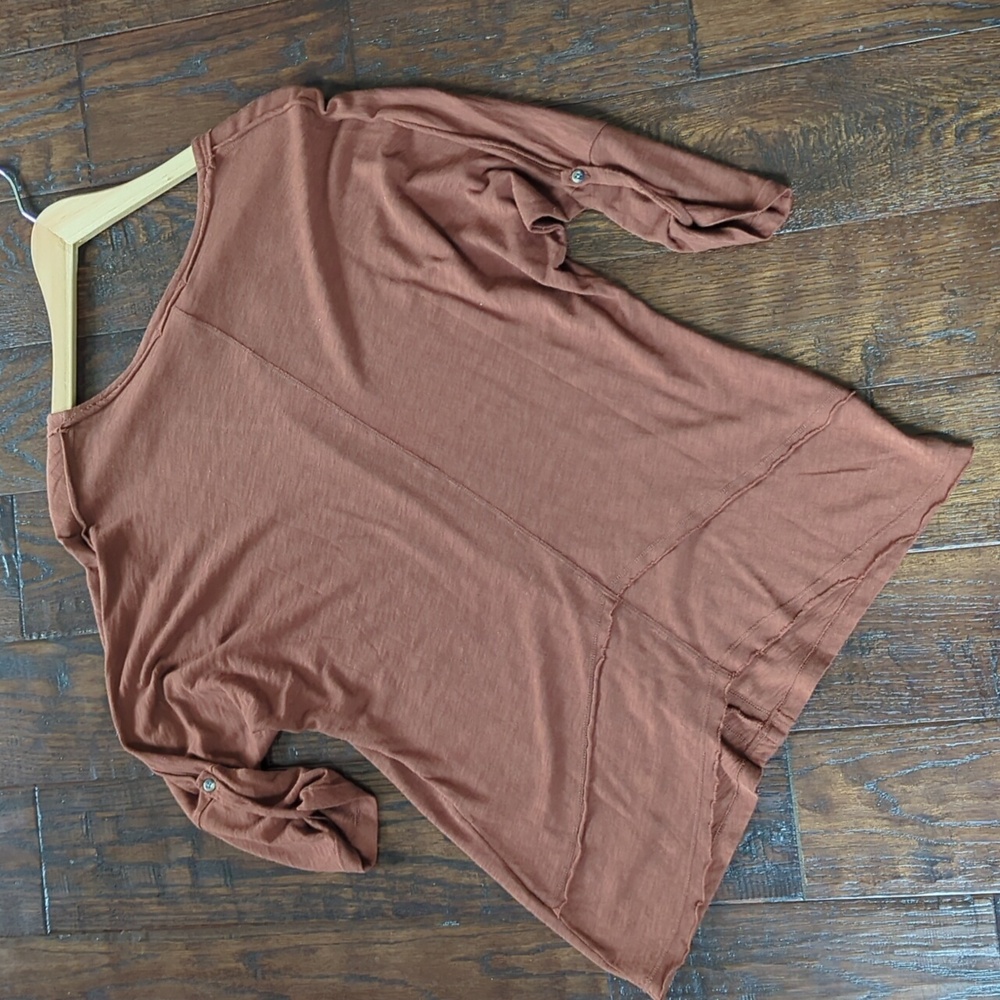 WEARABLES XCVI I NWT Sumac Pigment Rust V-Neck Midwest 3/4 Sleeve Shirt Top, S - Picture 3 of 14
